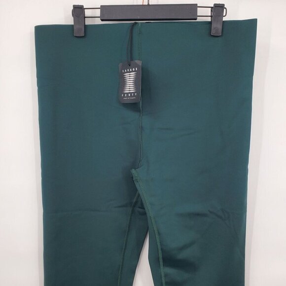 Savage x Fenty Hotline Waist Legging Women Size Plus 2X NWT Full Length - Picture 3 of 16